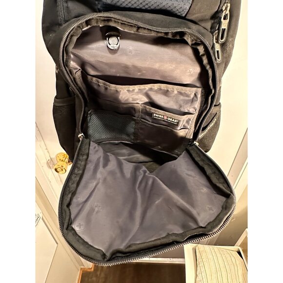 SWISSGEAR Backpack Bug Out Black Large Laptop Hiking Travel Passport Holder - Picture 12 of 16